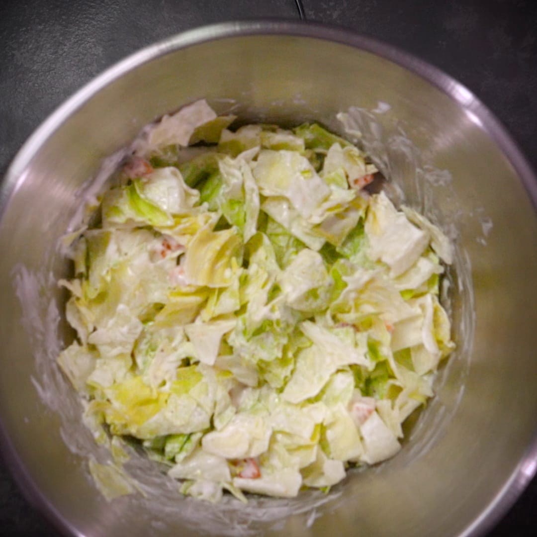 Priprema jela Cezar salata sa piletinom i pančetom faza 1