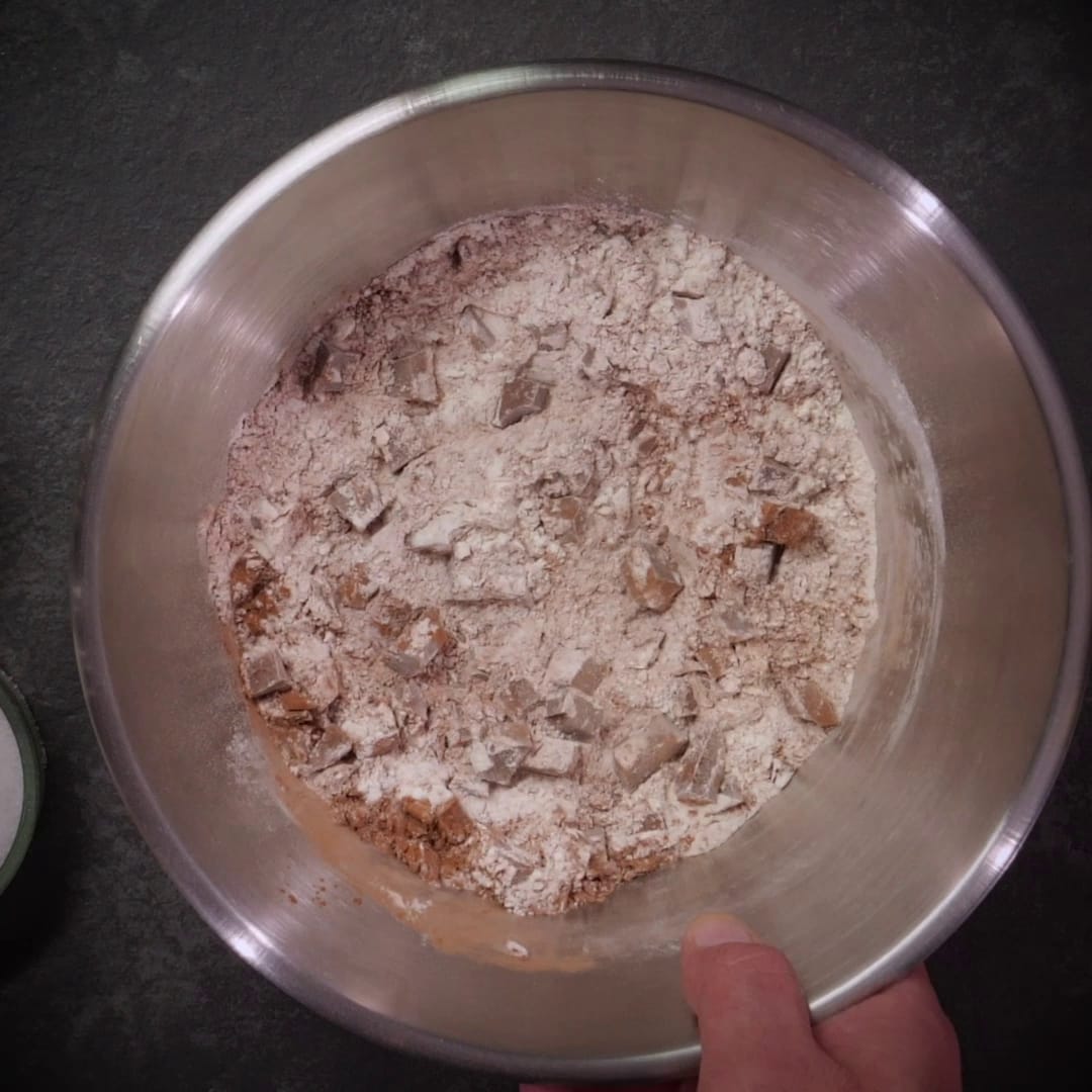 Priprema jela Mafini sa čokoladom faza 1