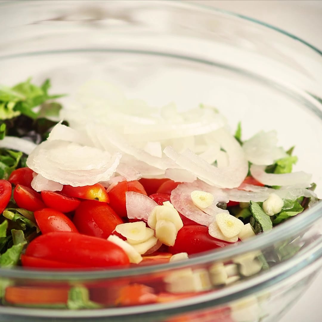 Priprema jela Biftek salata sa čerijem faza 2