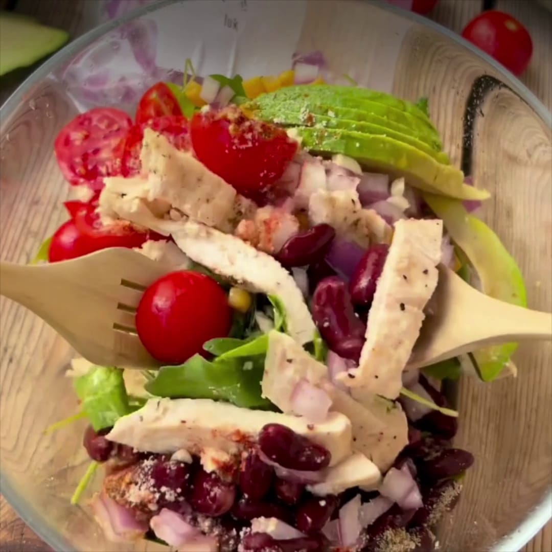 Priprema jela Meksička salata sa piletinom faza 2