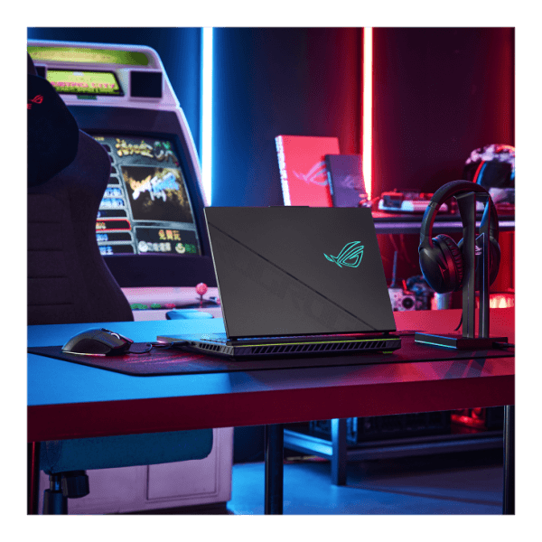 ASUS ROG Strix G16 (2024) thumbnail