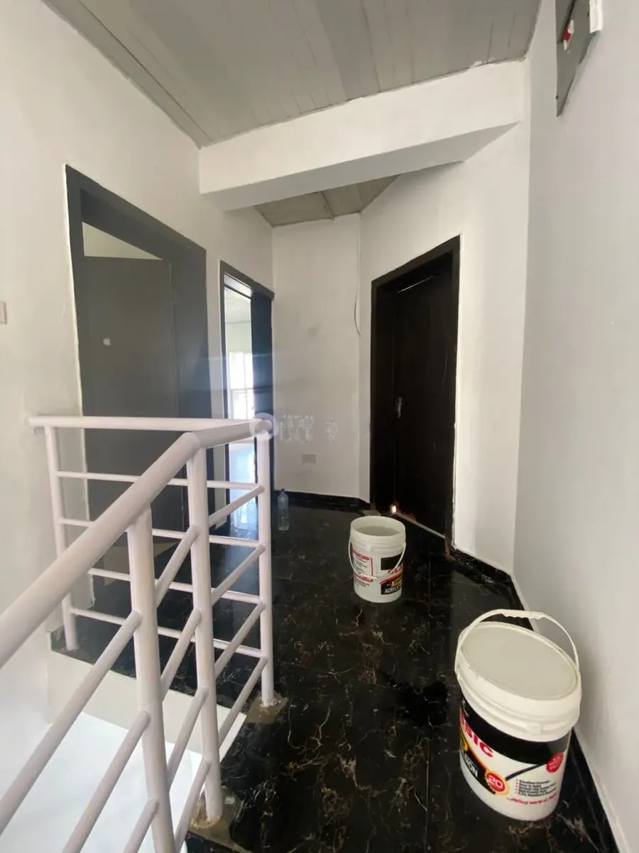 4-bedroom rental in Sangotedo — photo 3