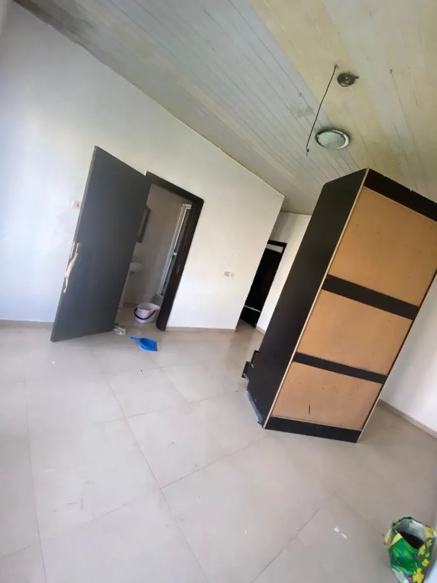 4-bedroom rental in Sangotedo — photo 6