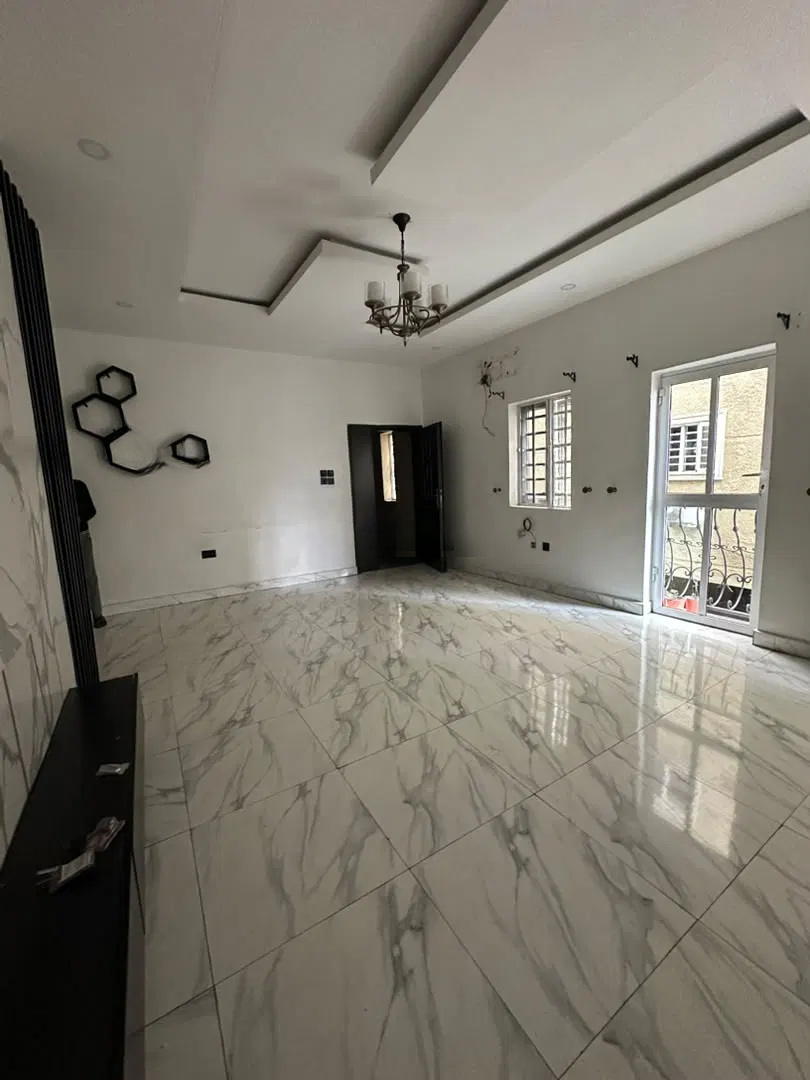 3-bedroom rental in Yaba — photo 4