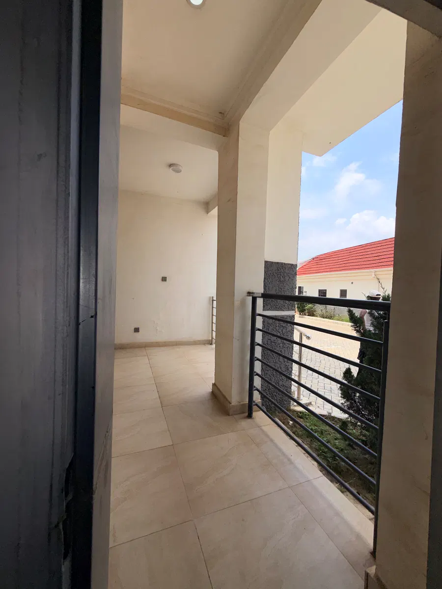 3-bedroom rental in Jahi — photo 2