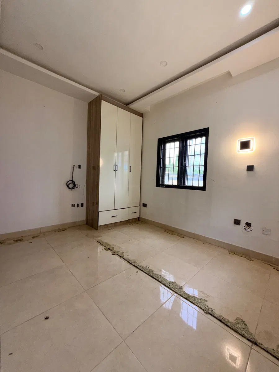 3-bedroom rental in Jahi — photo 5