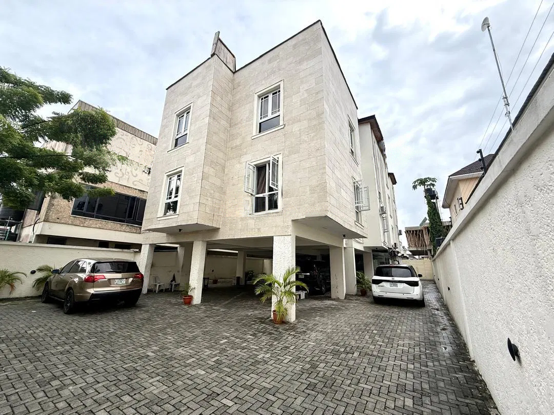 2-bedroom rental in Lekki Phase 1 — photo 1