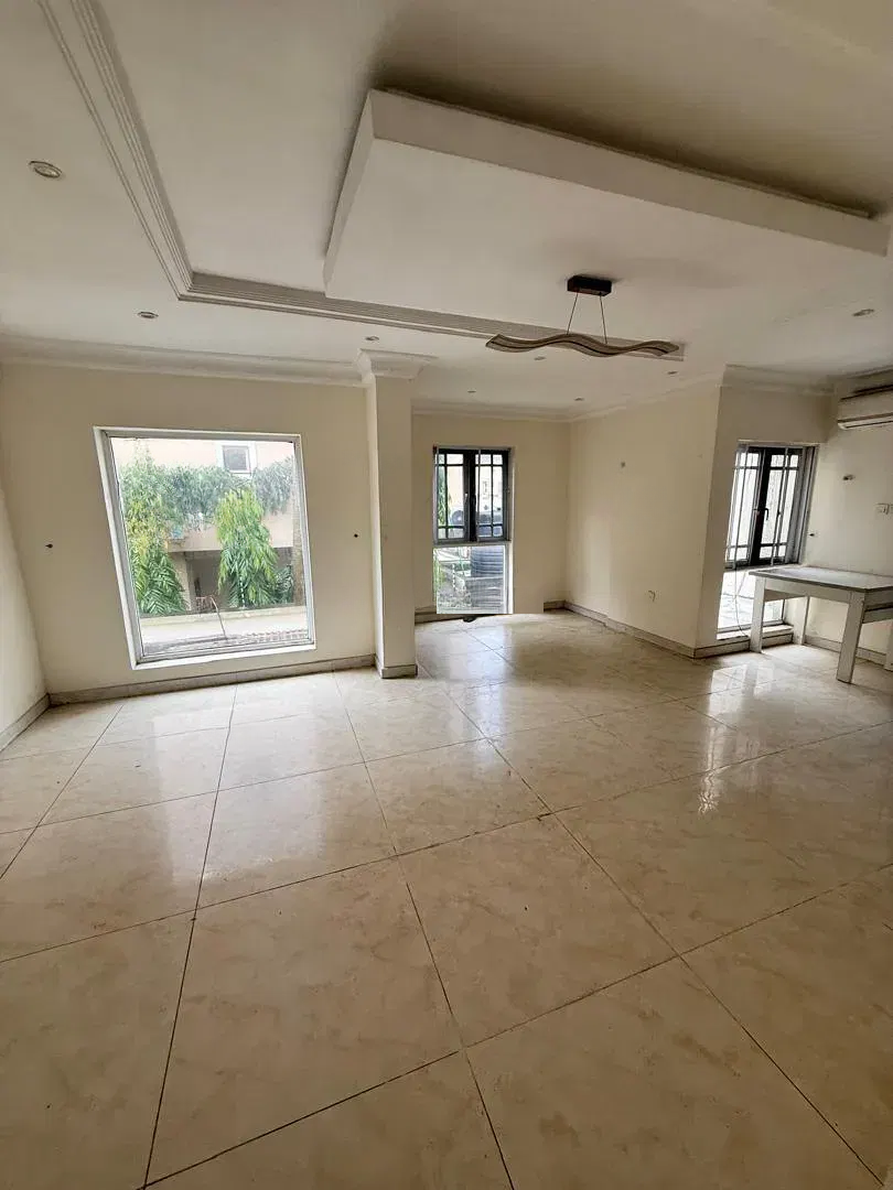 2-bedroom rental in Lekki Phase 1 — photo 2