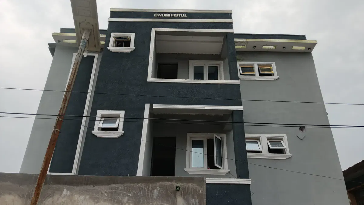 2-bedroom rental in Surulere — photo 1