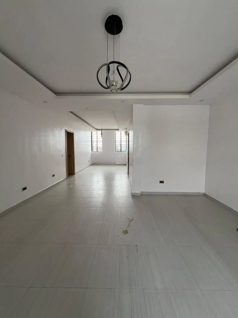 3-bedroom rental in Ikate — photo 1