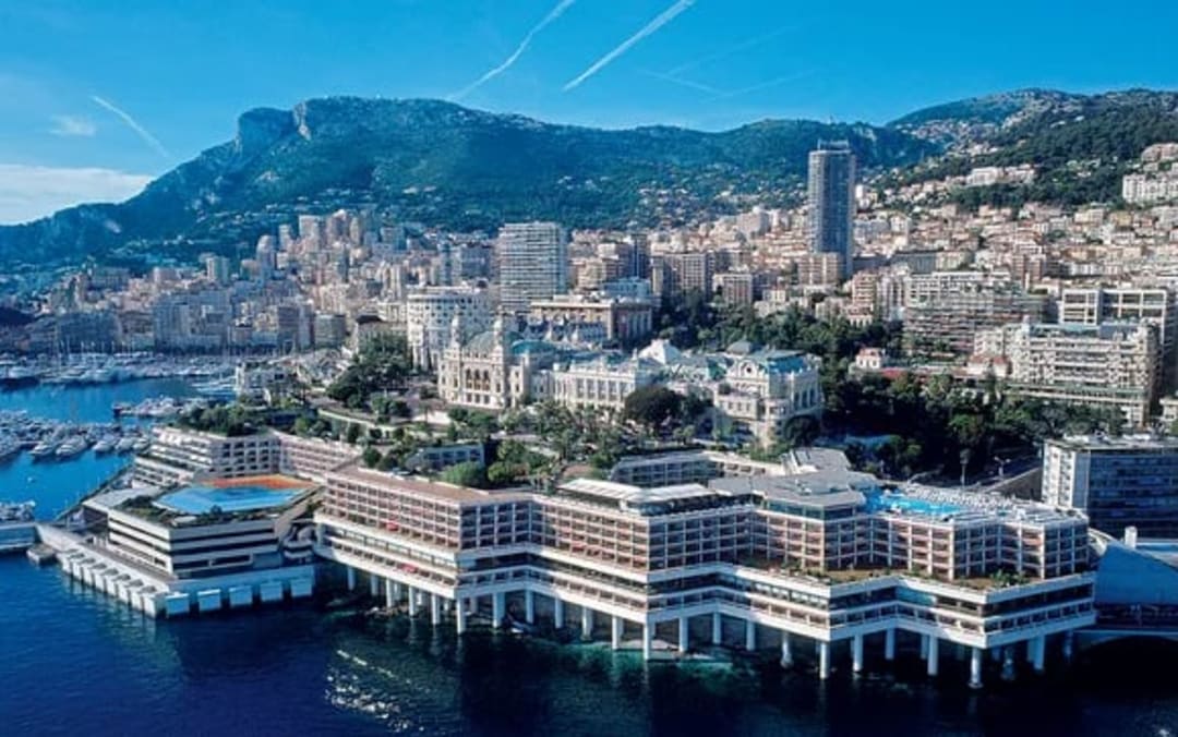 Fairmont Monte Carlo, un symbole de modernité avec vue sur la Méditerranée
