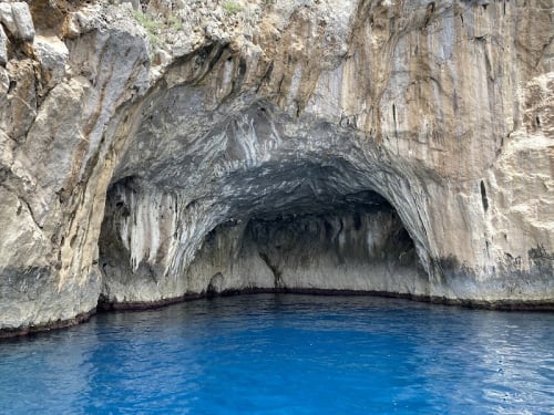 Grotta Azzurra (Grotte Bleue)