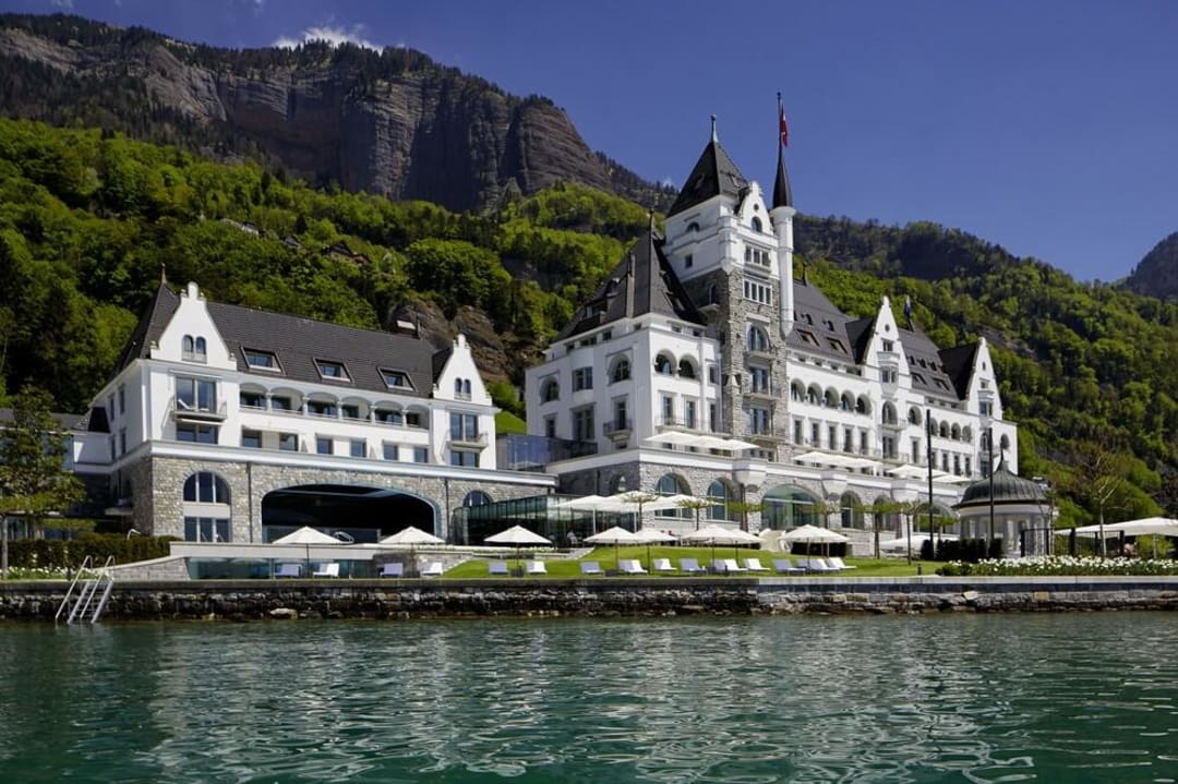 Park Hotel Vitznau, un havre de paix au bord du lac de Lucerne - Hôtels - image principale