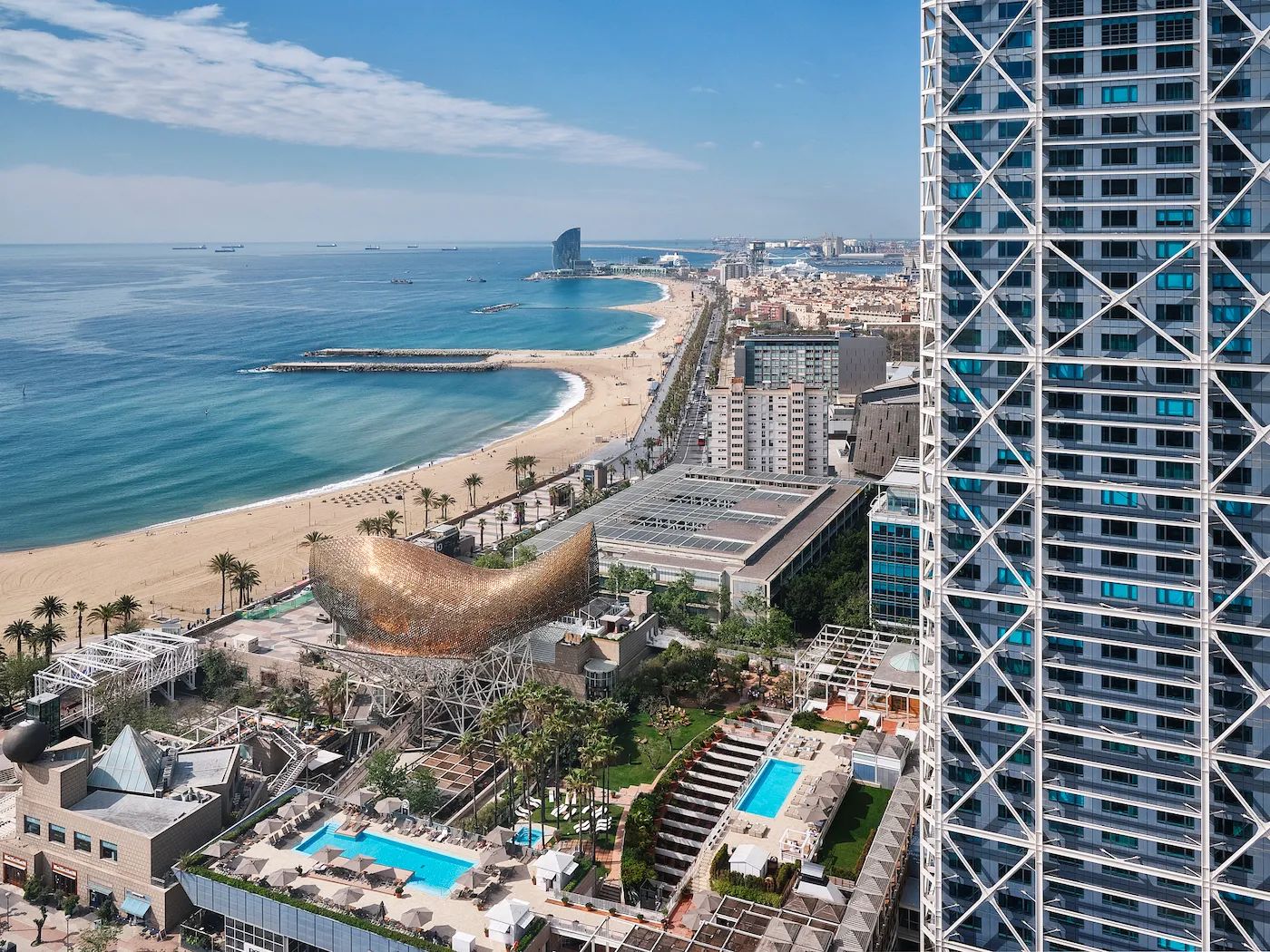 Hotel Arts Barcelona, un emblème de verre et acier face à la Méditerranée - Hôtels - image principale