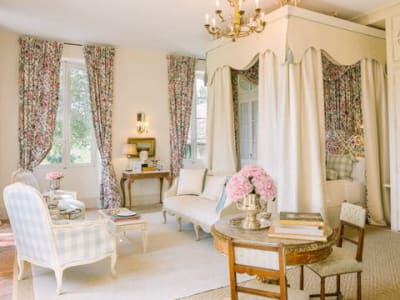 Le Mas des Poiriers, un ancien mas du XVIIIe siècle sur une île du Rhône près d'Avignon - Villas et chambres d'hôtes - images du corps (1/2)