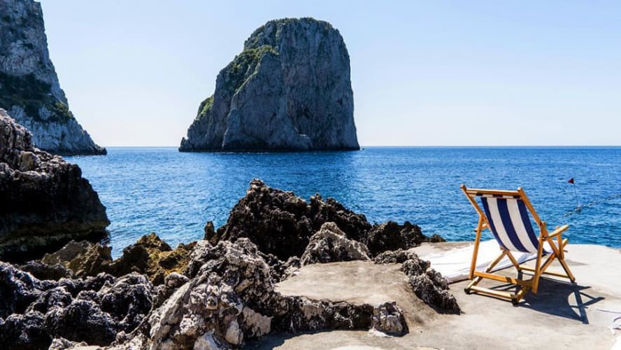 La Fontelina, une plage avec vue sur les Faraglioni à Capri - Expériences - vue panoramique