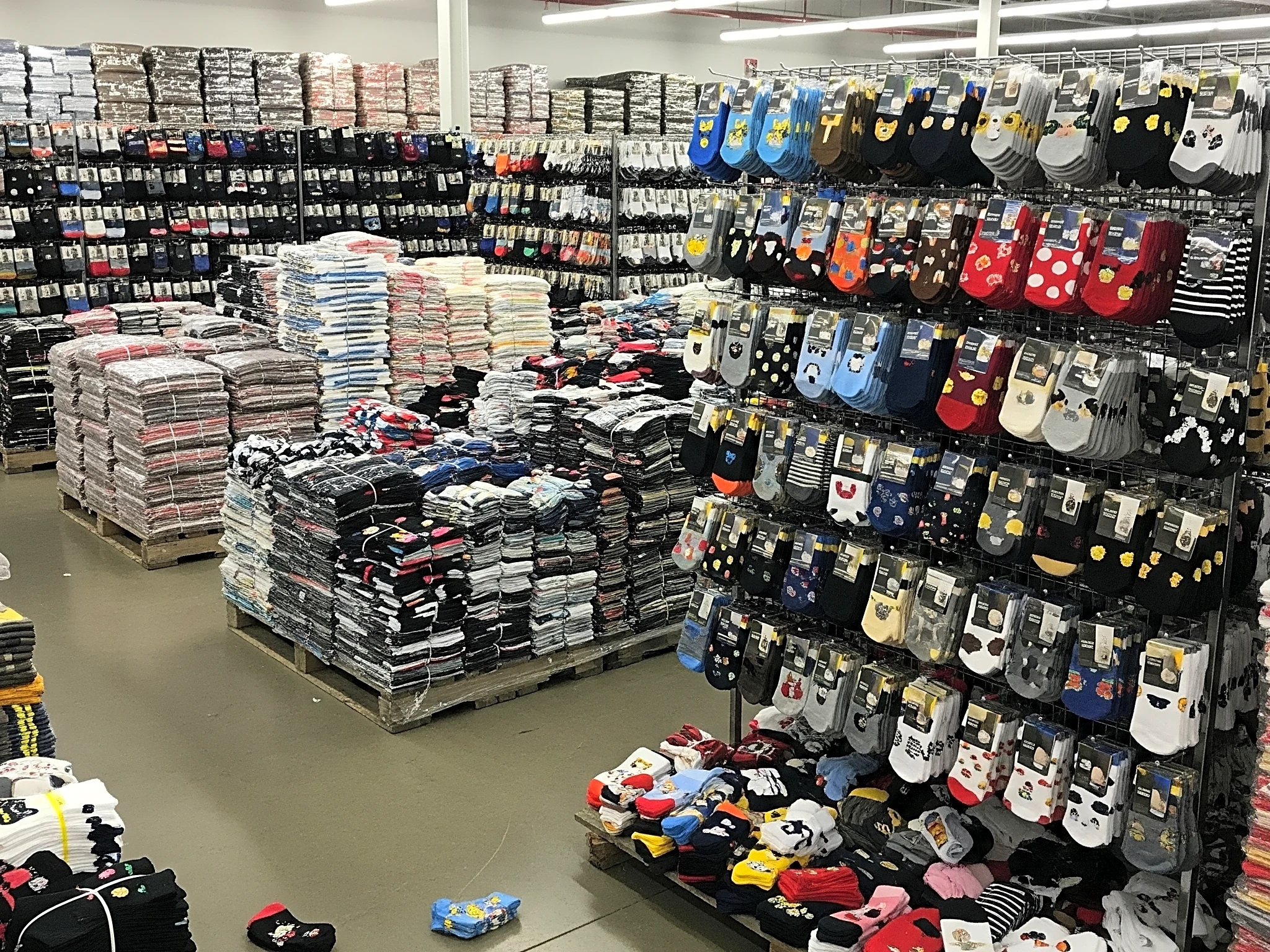 Wholesale Designer Custom Socks