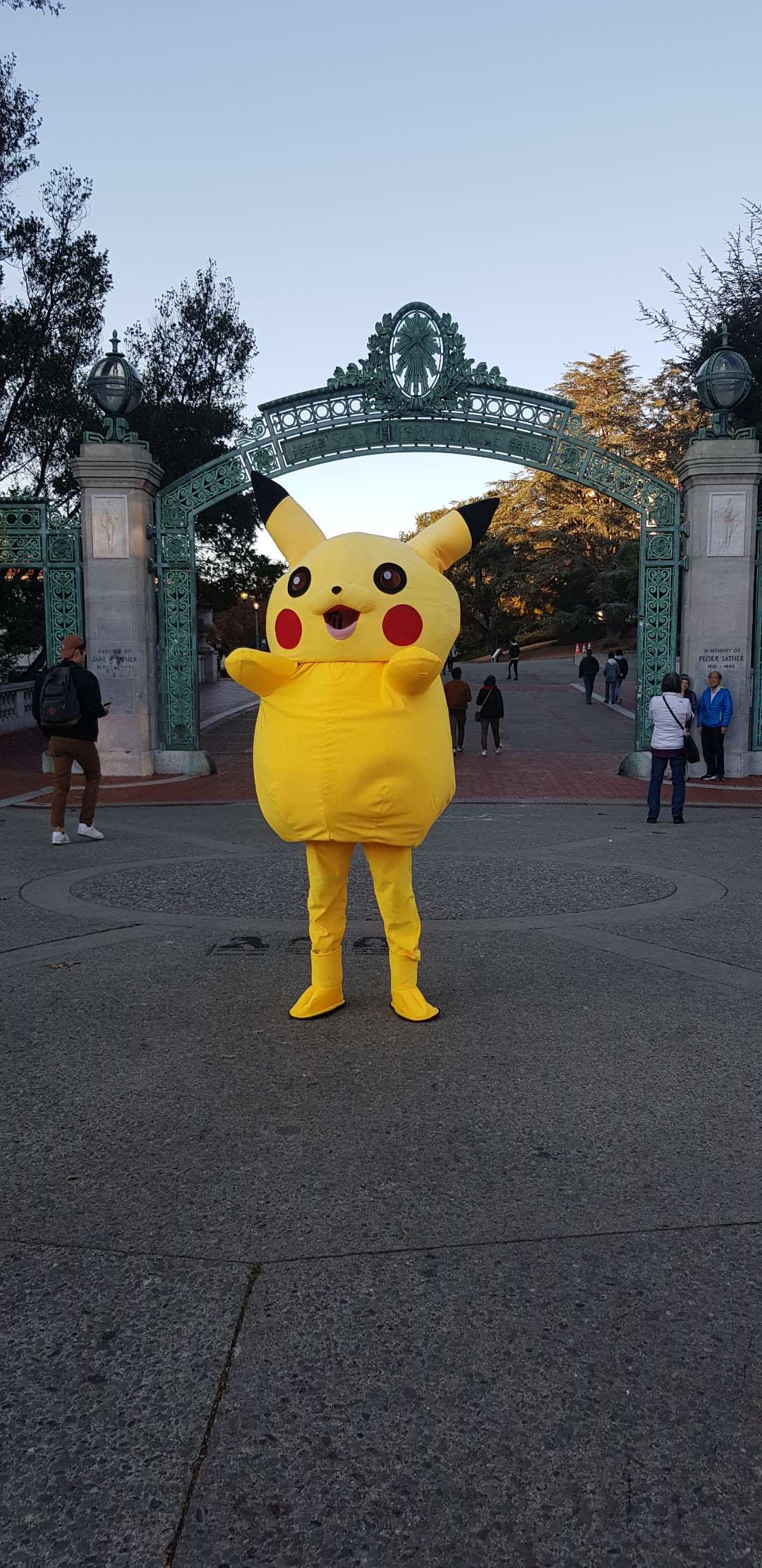 Pikachu mascot at Anime Destiny - photo 2