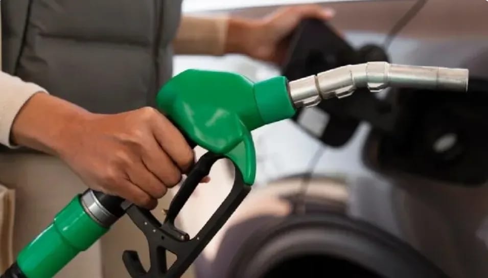 Representative Petrol Pump (Pexels)