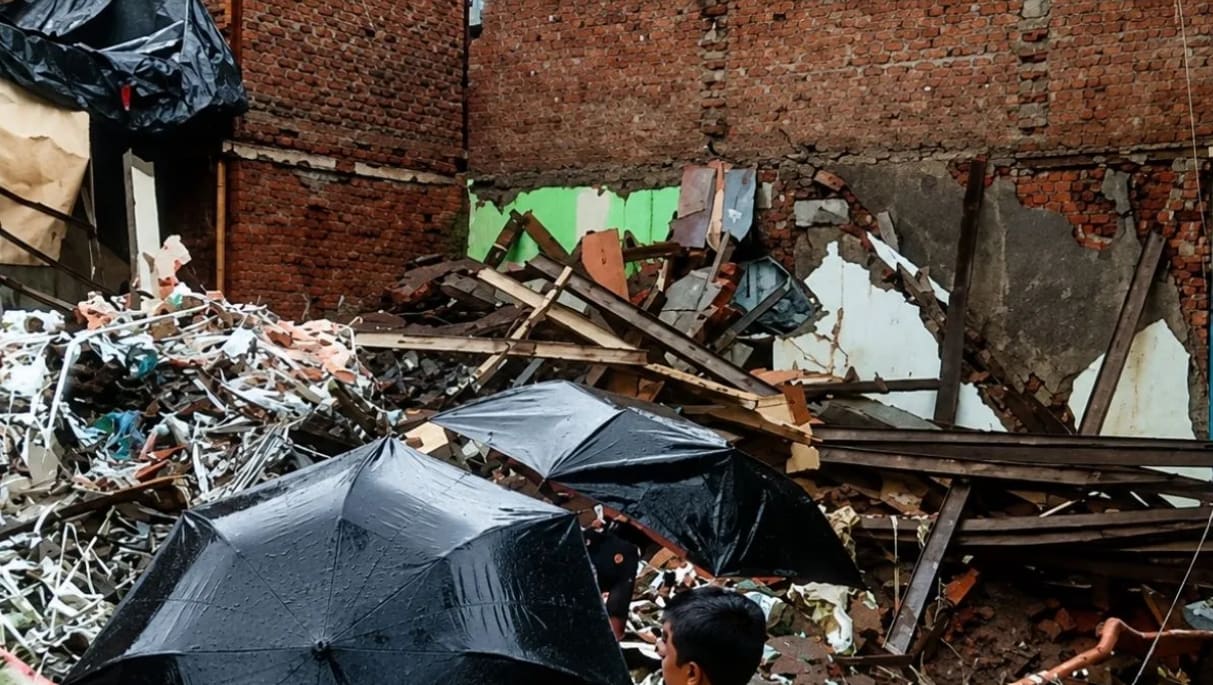 Mumbai bilding collapse