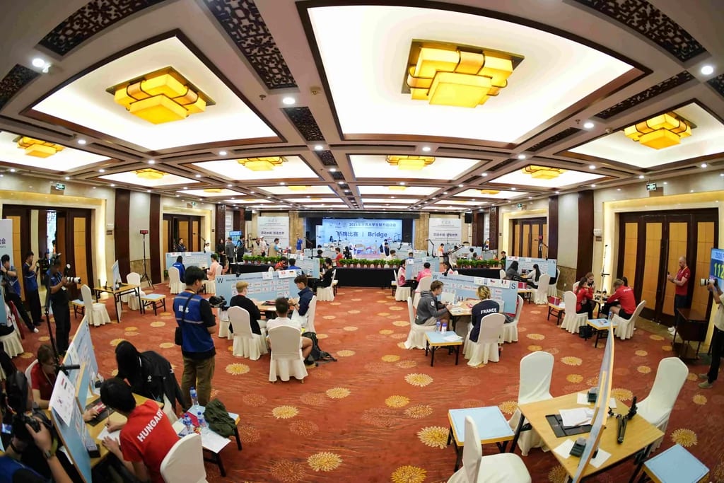 A vibrant gathering of sports leaders in Liaocheng discussing future initiatives.