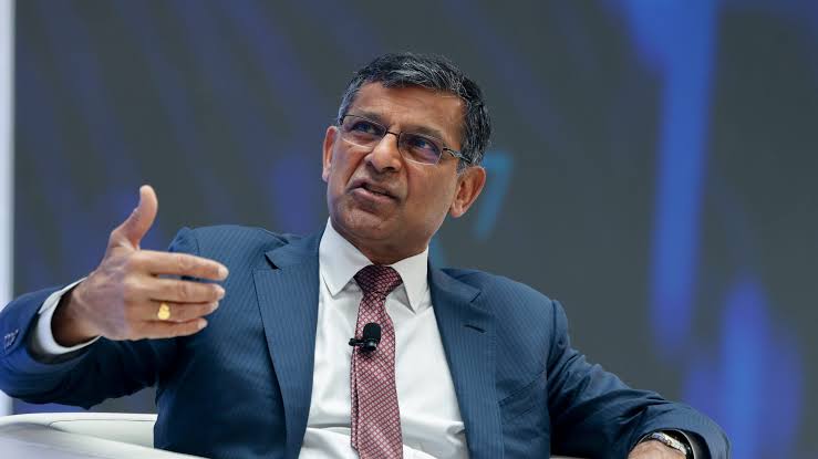 Former RBI chief Raghuram Rajan speaking at a conference