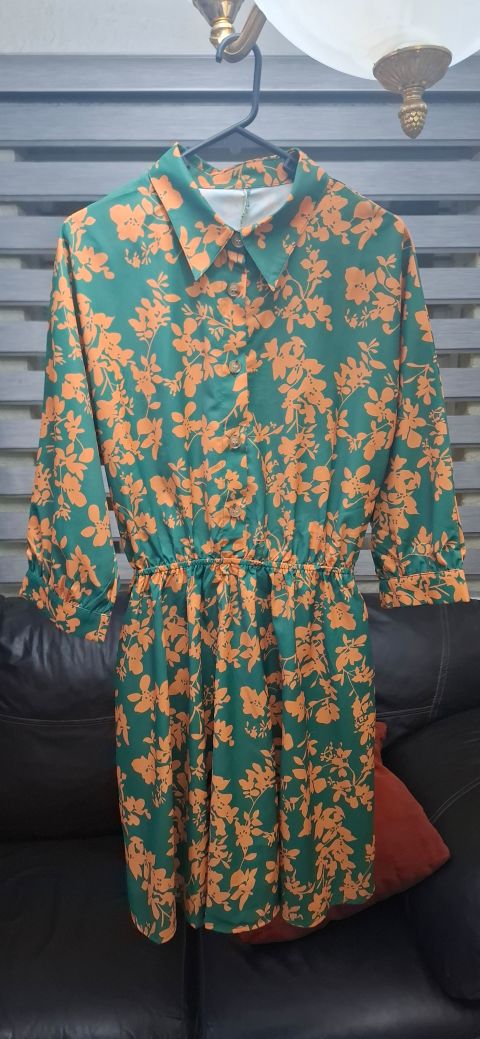 Vestido corto con bolsas