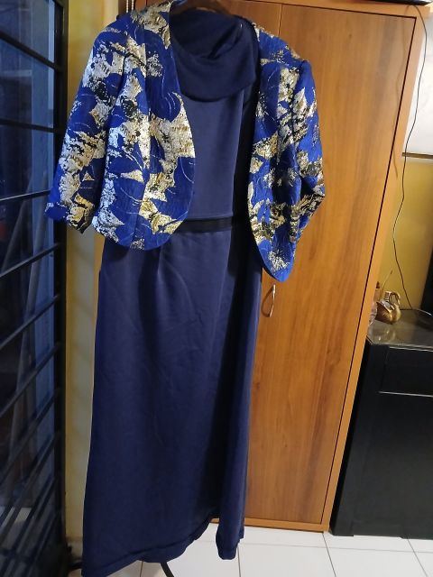 Vestido largo con chaqueta de diseño