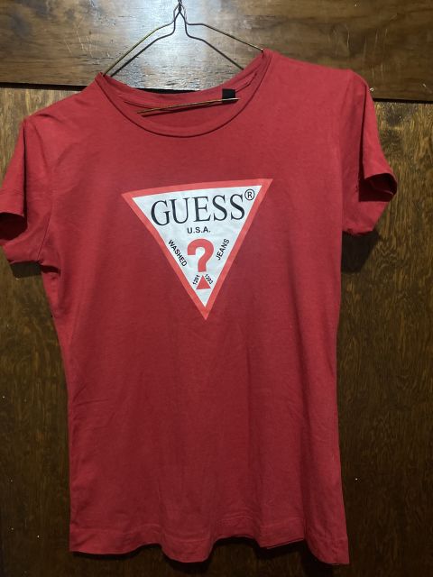 Playera Guess Roja Talla M