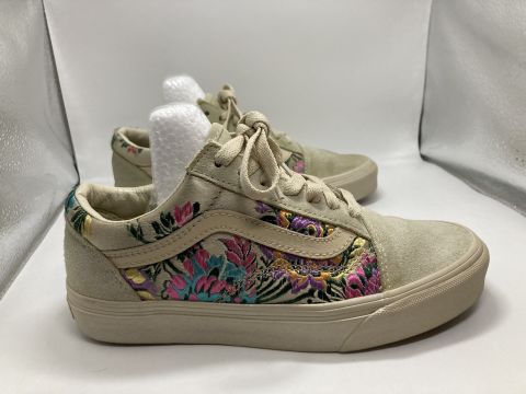 Tenis Vans Bordados Talla 3 Buen Estado