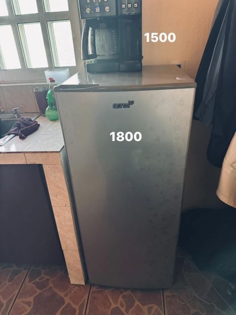 Refrigerador Acros en Buen Estado