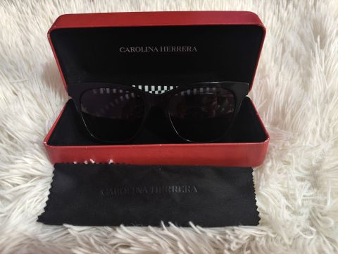 Lentes de Sol Carolina Herrera con Estuche