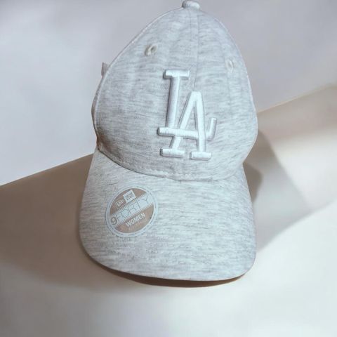 Gorra New Era 9FORTY para Mujer - Color Gris
