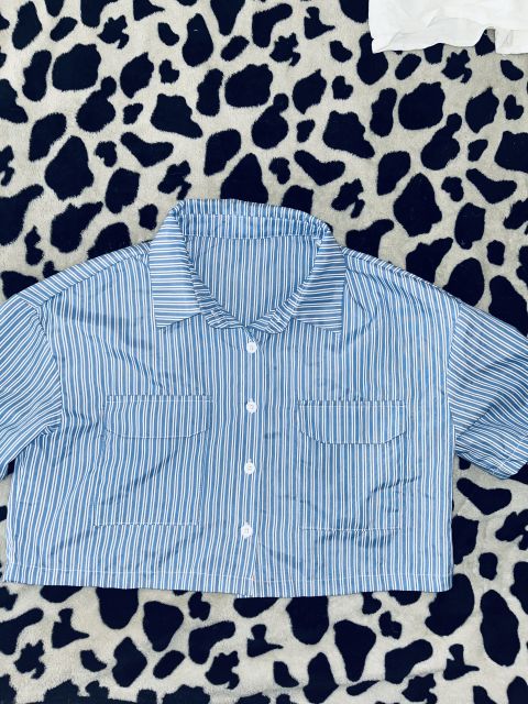 Lote de Ropa Variada - Playeras, Sudadera y Blusa