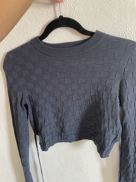 Lote de Ropa de Mujer - Sudaderas y Blusas