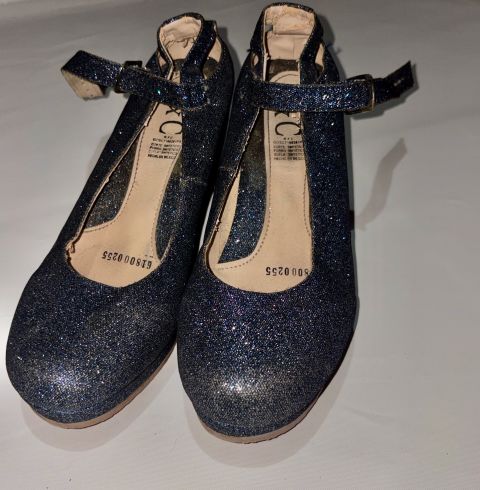 Zapatos de charol con brillo