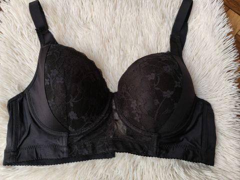 Sostén negro con encaje - Talla 38C