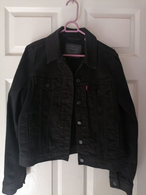 Chamarra Levi's Negra Talla S