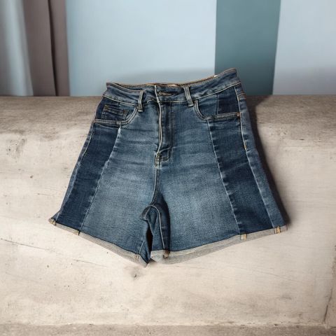 Shorts de mezclilla azul claro T G