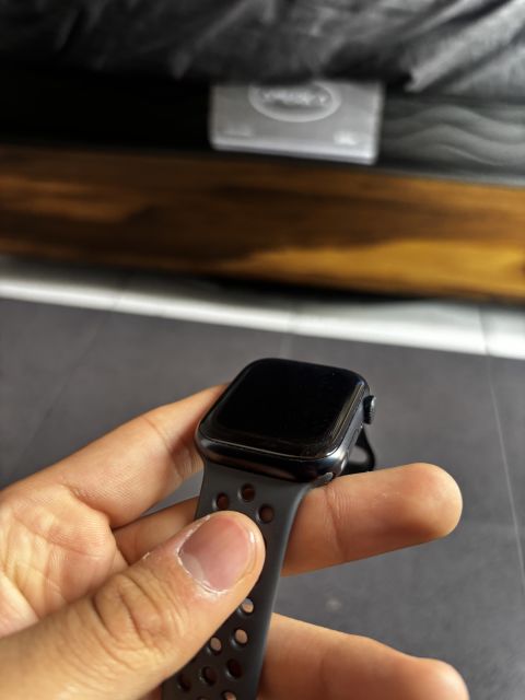 Apple Watch Series 9 - 45 mm - Buen Estado