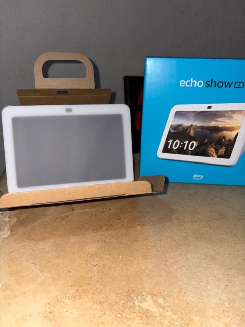 Echo Show 8” 3ra generación - Pantalla Inteligente con Alexa