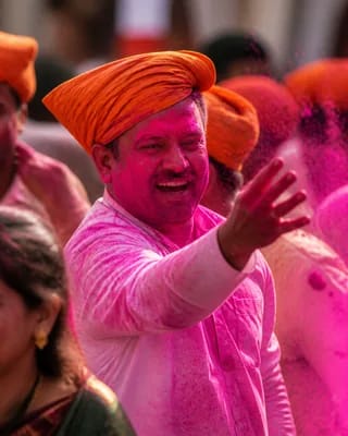 Holi