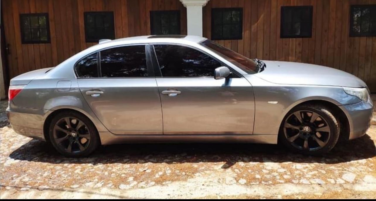Bmw 535i 2007 — foto 4