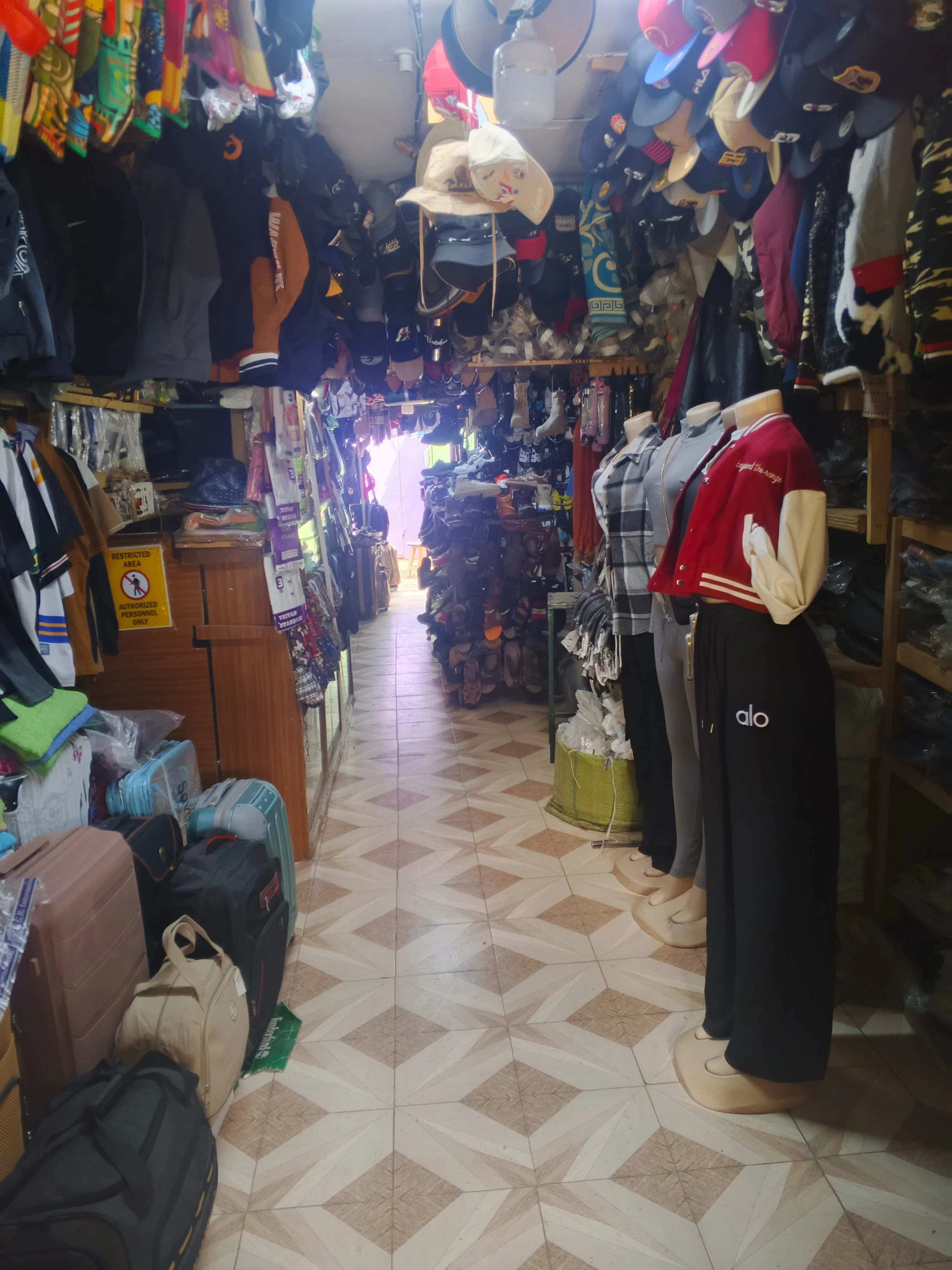 Fortune boutique Storefront