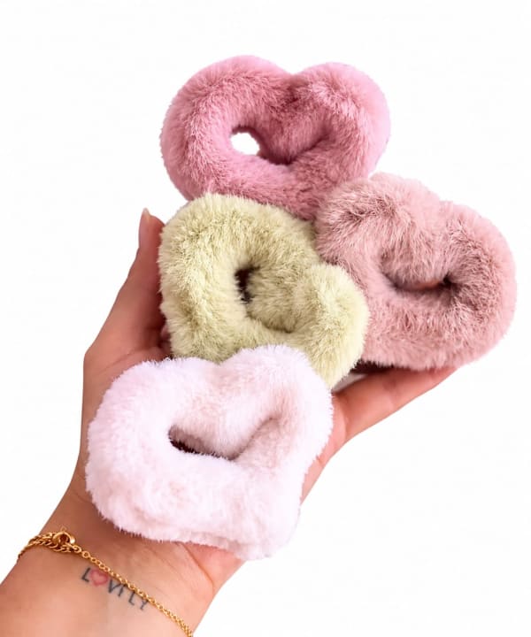 PINZA CORAZÓN PELUCHE