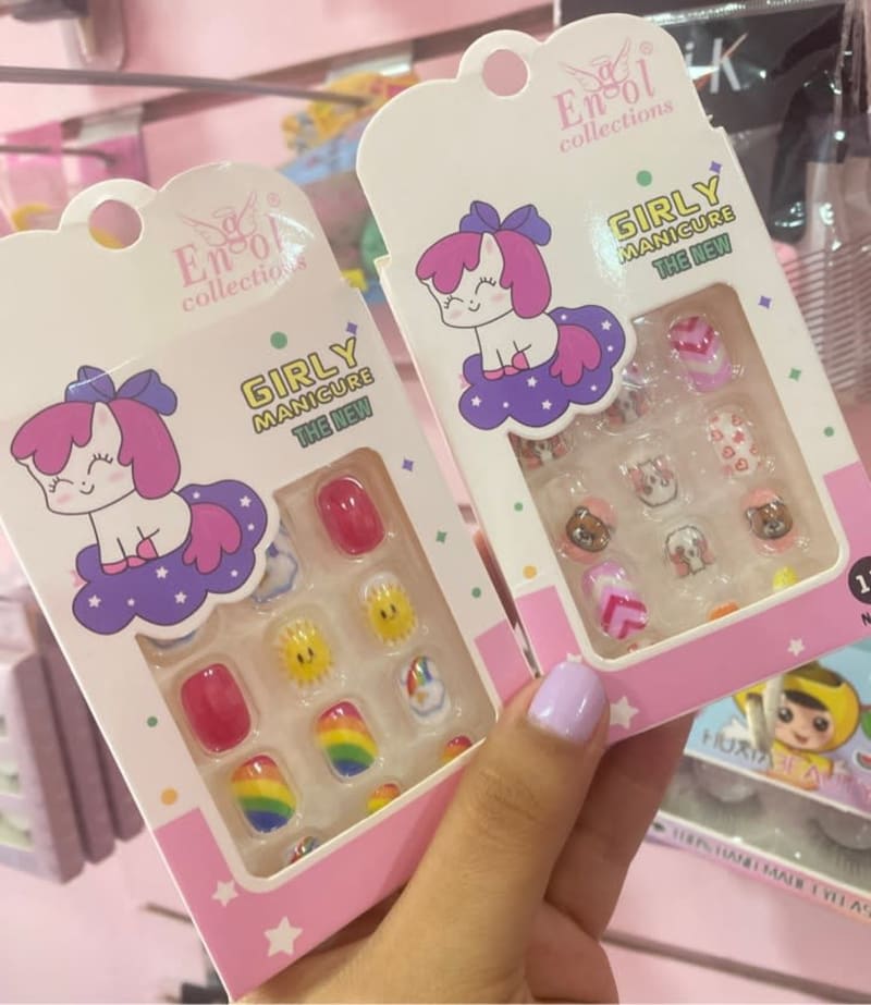 Uñas de niña