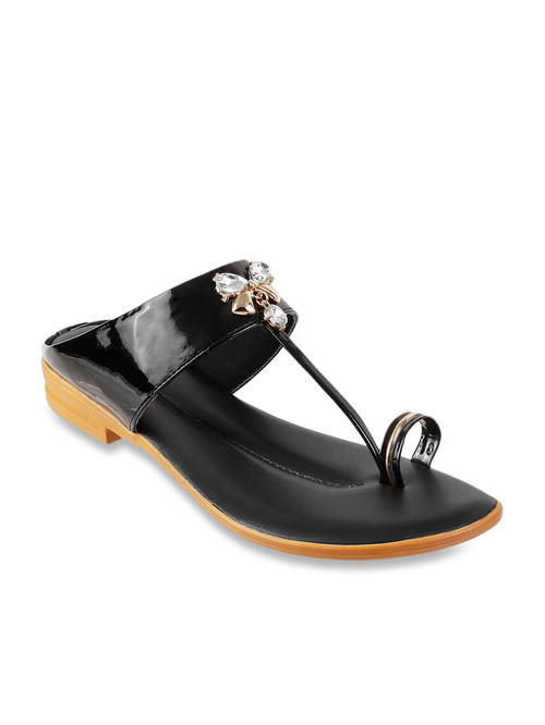 Walkway Black Toe Ring Sandals Price in India