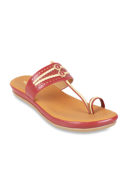 Mochi Maroon Toe Ring Sandals Price in India