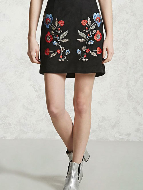 Forever 21 Black Embroidered Skirt Price in India