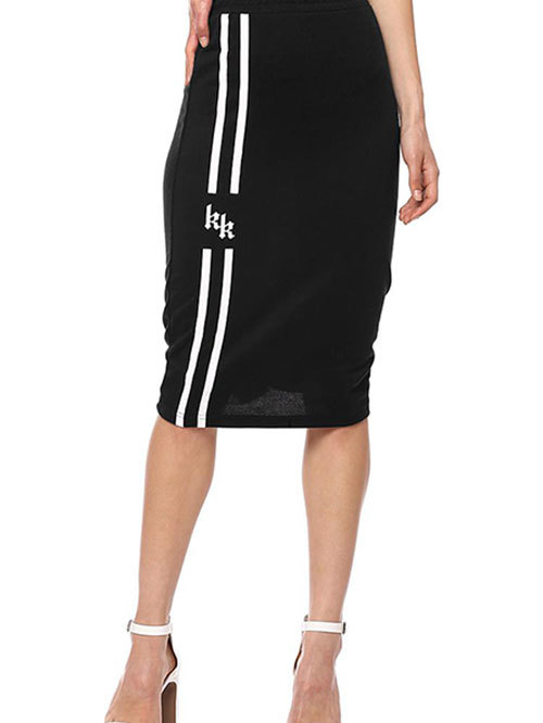 Forever 21 Black Skinny Fit Skirt Price in India